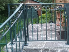 wrought-iron-walk-gate-forged-10